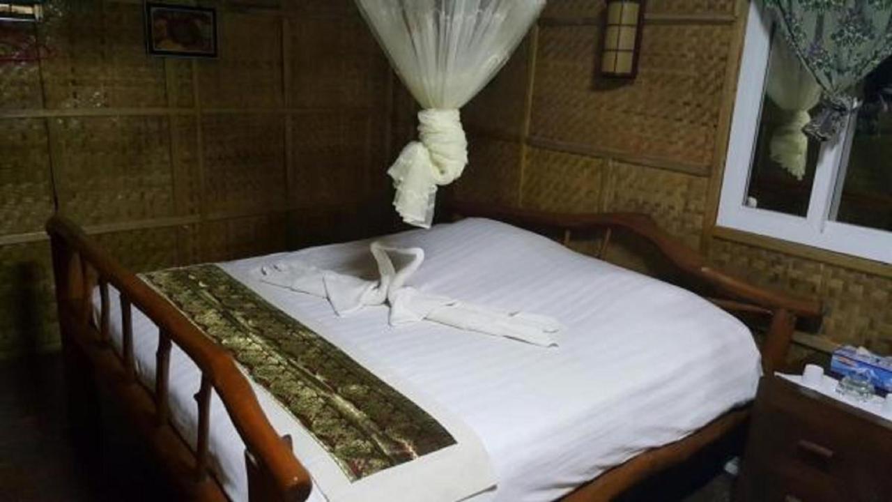 Soe Ko Ko Beach House & Restaurant Ngwesaung Dış mekan fotoğraf